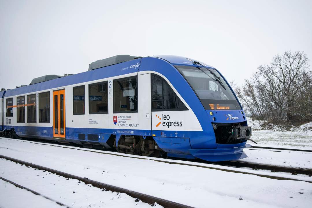 Eltűntek a magyarul is beszélő vonatok a Pozsony és Komárom vonalon