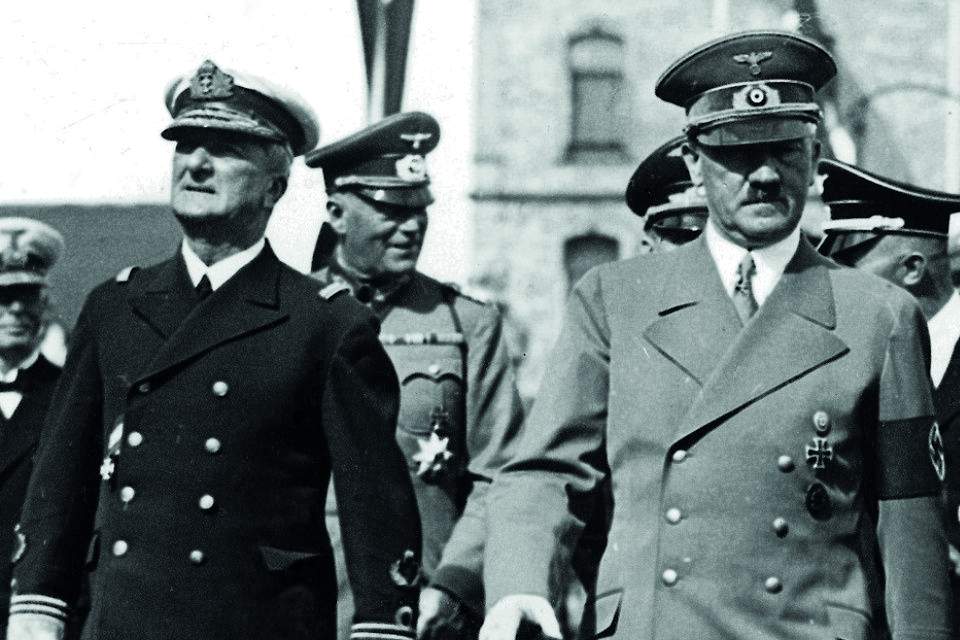A magyar és a szlovák államfő Hitlernél