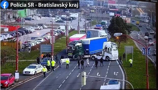Pozsony, fuvarozók sztrájkja
