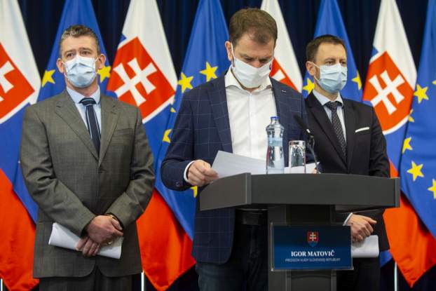 kormány, sajtótájékoztató