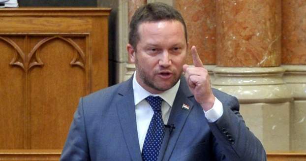 Újhelyi István