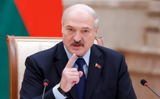 Lukasenko üzen