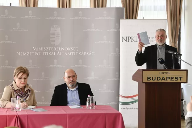 magyar kisebbségi jogi kalauz