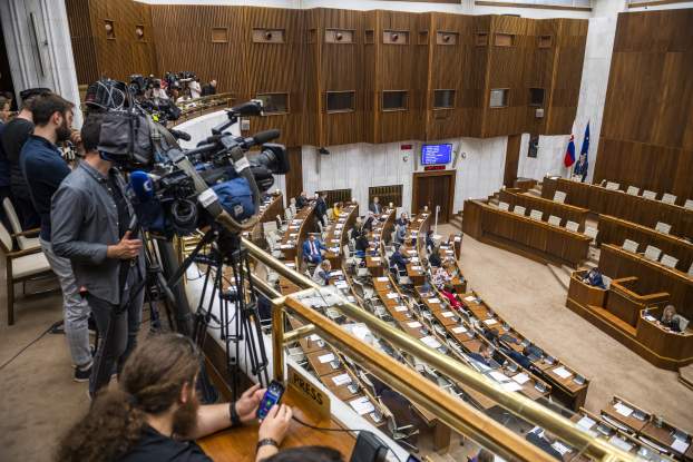 szlovák  parlament