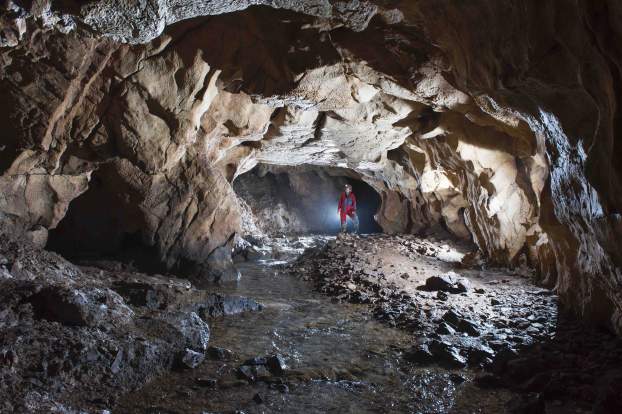 A Milada-barlang patakja a Kecsői-forrásban lép felszínre.