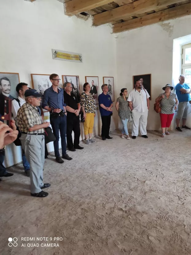Márkusfalva, Máriássy család, portrékiállítás