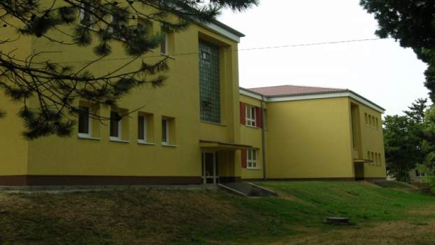 bési iskola