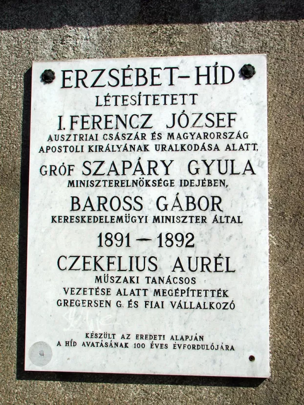 Pezsgőzzünk együtt a 130 éves komáromi Erzsébet híd születésnapján!