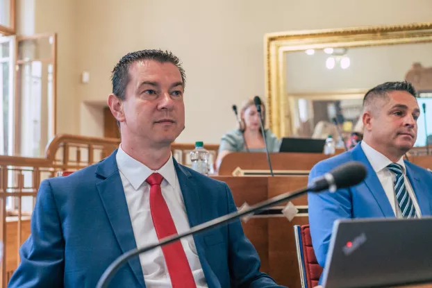 Bolya Szabolcs és Becse Norbert megyei képviselők