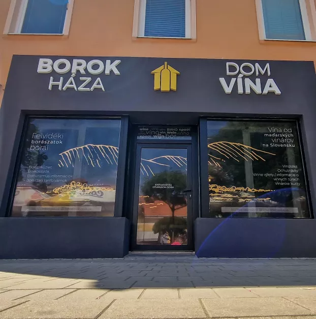 borok-haza.jpg
