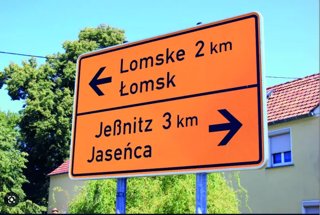 kétnyelvű közlekedési tábla Németországban