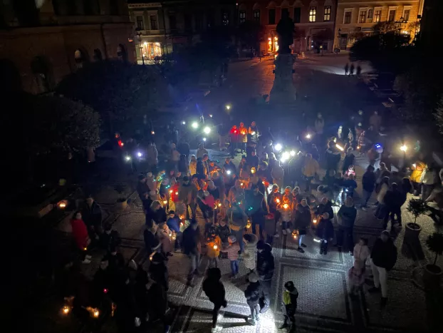 Tizenöt évvel ezelőtt vált nemzetközivé a  Föld órája kezdeményezés, amihez Komárom is csatlakozott