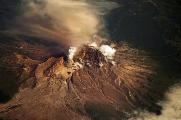Kamcsatka-félsziget Sivelucs vulkán