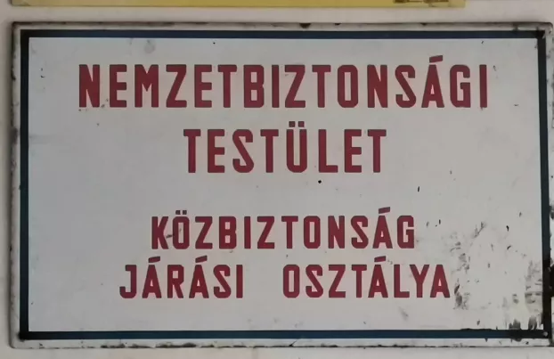 Magyar felirat