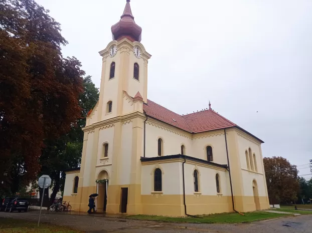 A felújított vásárúti katolikus templom