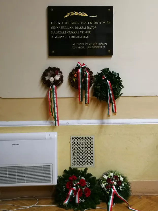 „Az ’56-osok bátorsága és hazaszeretete világszerte összeköt minket” KÉPEKKEL