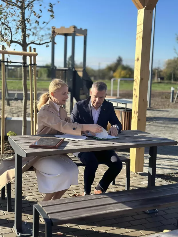 Többfunkciós pihenőpark létesült Komárom-Kabátfalun KÉPEKKEL
