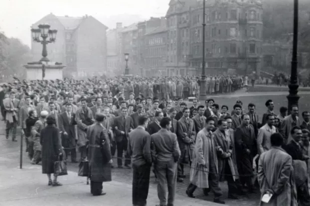 1956