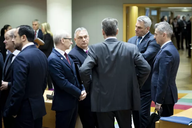 EU-csúcs Orbán Viktor Nikolai Denkov Karl Nehammer Robert Golob