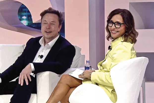 Elon Musk és Linda Yaccarino