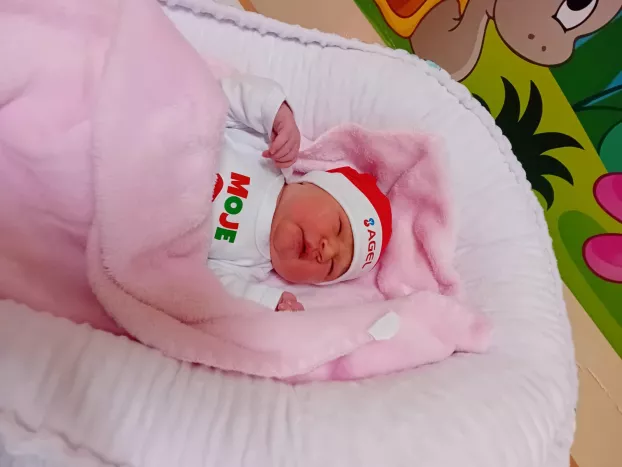 Nem sietett e világra az új év első újszülöttje Komáromban - KÉPEKKEL