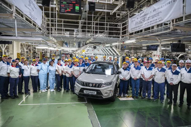 autógyártás Suzuki Esztergom 4 milliomodik autó 