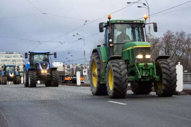 Traktoros tüntetés