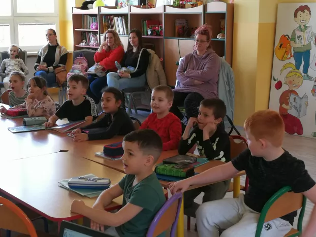 A komáromi „Eötvösben” is jól megtanulhatnak szlovákul a gyerekek – KÉPEKKEL