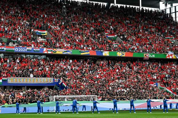 stadion magyar zászlók magyar meccs