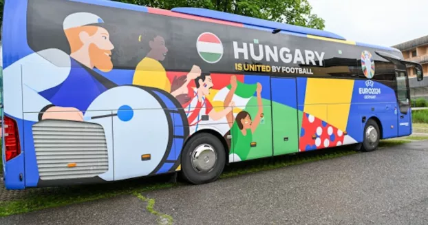 magyar busz