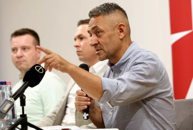  Potápi Árpád, a Miniszterelnökség nemzetpolitikáért felelős államtitkára beszédet mond Sátoraljaújhelyen, a Rákóczi Szabadegyetemen 