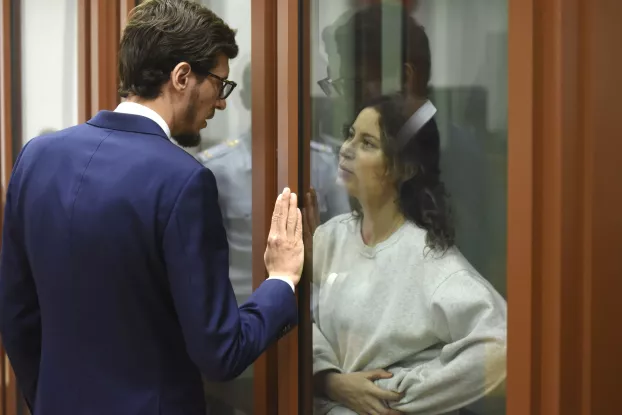 hazaárulás Oroszország adomány börtön