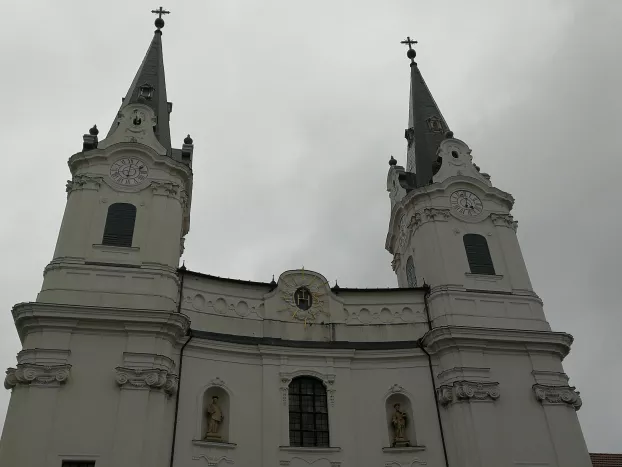  Újabb jelentős magyarországi támogatással folytatódhat a Szent András Bazilika felújítása