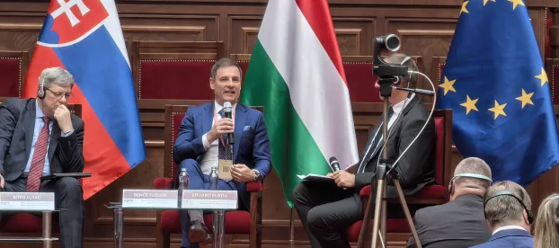 Tuzson Bence Pozsony jogi fórum