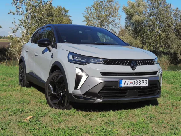 Renault Captur E-Tech full hybrid 145
