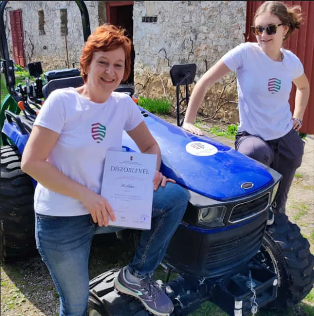Herbidus társulás traktor