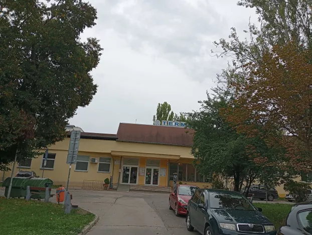 Komáromi rekord: idén nyáron közel 50 ezren váltottak jegyet a helyi termálfürdőbe - KÉPEKKEL 