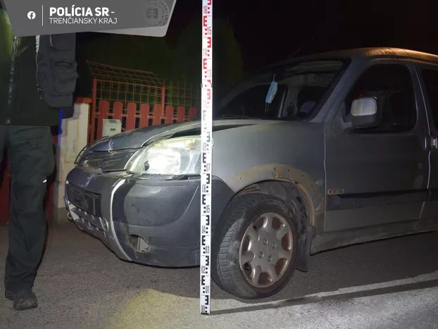 Simony közlekedési baleset Peugeot