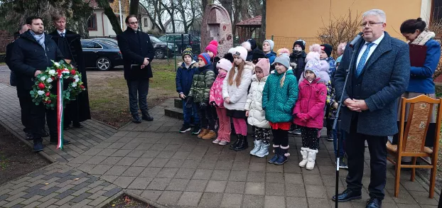 Malenkij robot-ra emlékezve