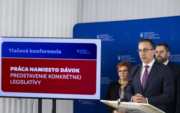 Erik Tomáš munkaügyi miniszter