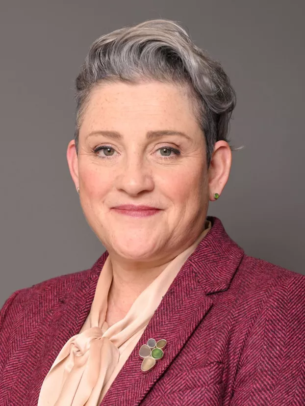 Ashley Dalton, brit egészségügyi miniszter - wikimedia