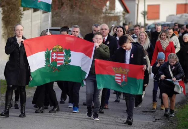 Csáb