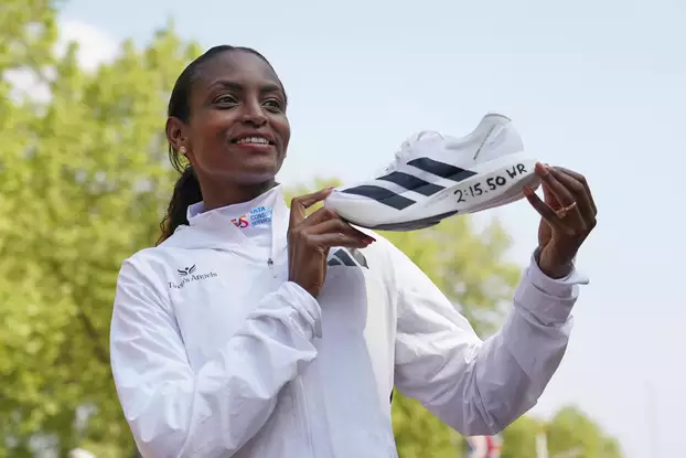 Tigst Assefa London Marathon