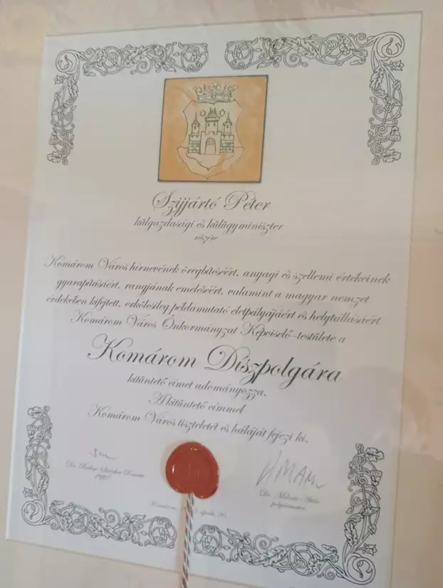 Mától Komáromi Napok: Szijjártó Péter miniszter Komárom Díszpolgára lett – KÉPEKKEL