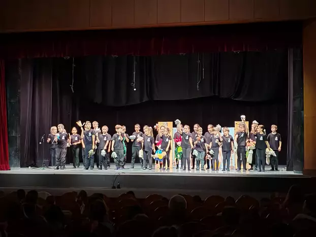 a komáromi Marianum Egyházi Iskolaközpont Óperencia Bábcsoportja