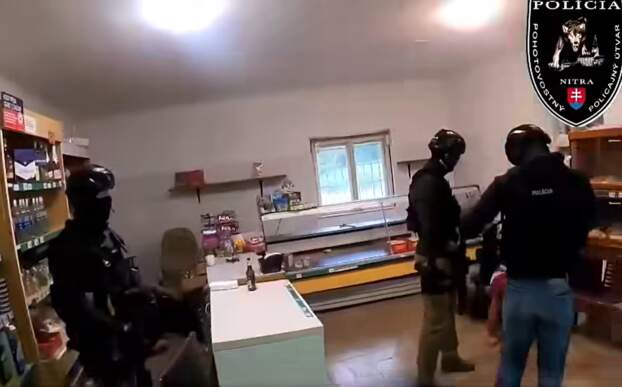 Rendőrségi drogellenes razzia