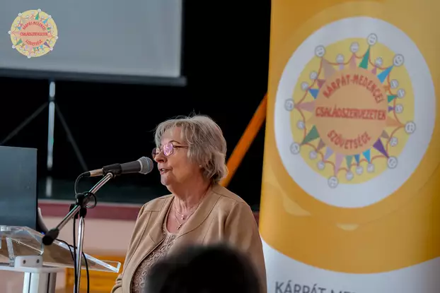 Várfalvi Marianna