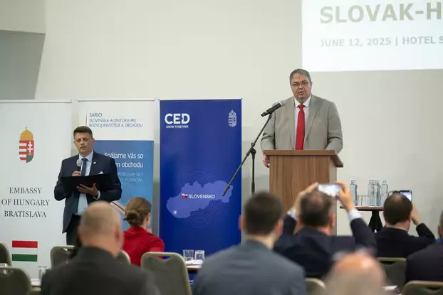 üzleti fórum
