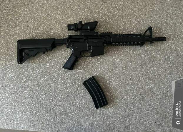 airsoft fegyver