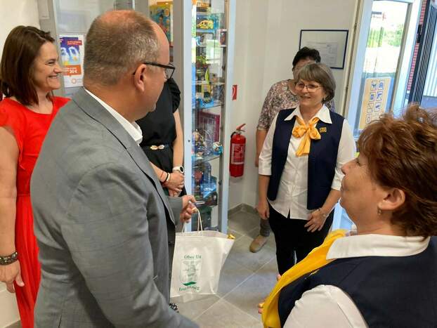 Új, korszerű bérleménybe költözött az izsai posta - KÉPEKKEL